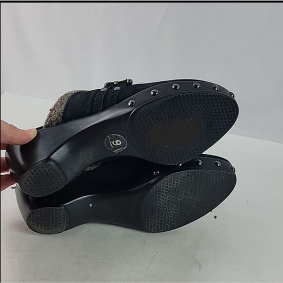 Stuart Weitzman Slip-on Mule Heeled Women's Clogs - Picture 14 of 15